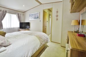 Master bedroom- click for photo gallery